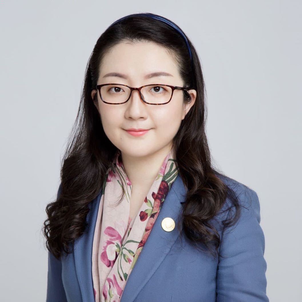 李靓